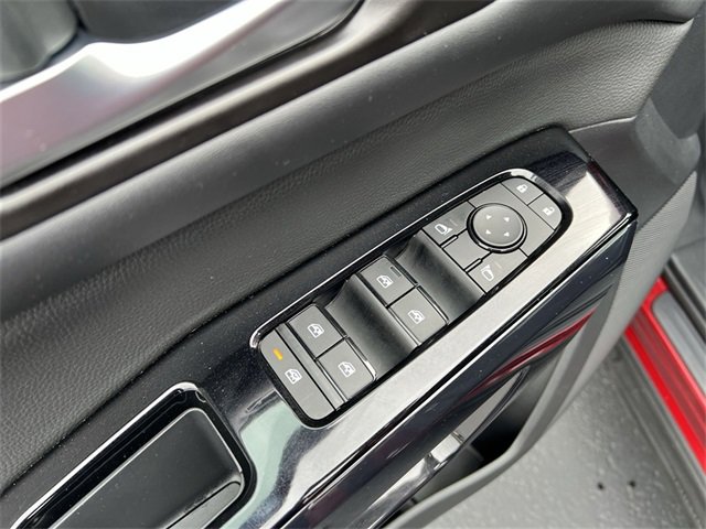 Used 2022 Nissan Pathfinder SV image 15