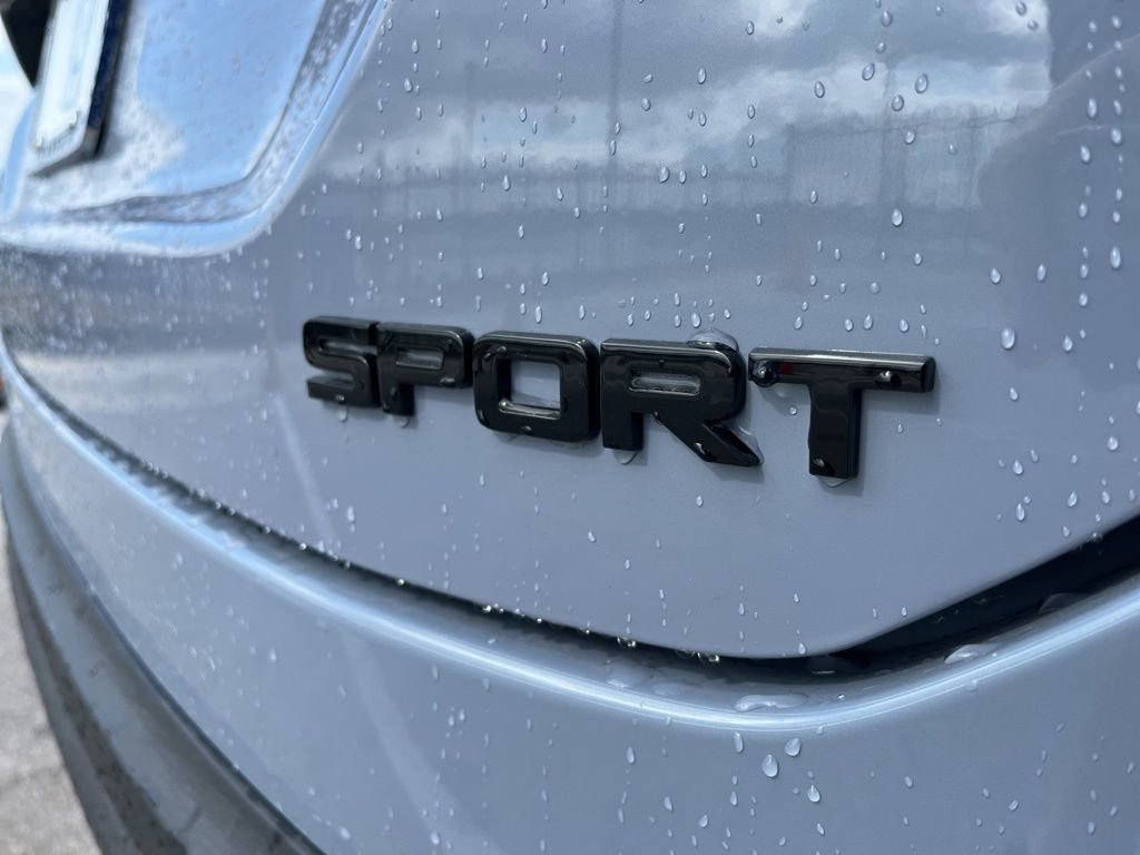 Certified 2025 Honda Pilot Sport image 9