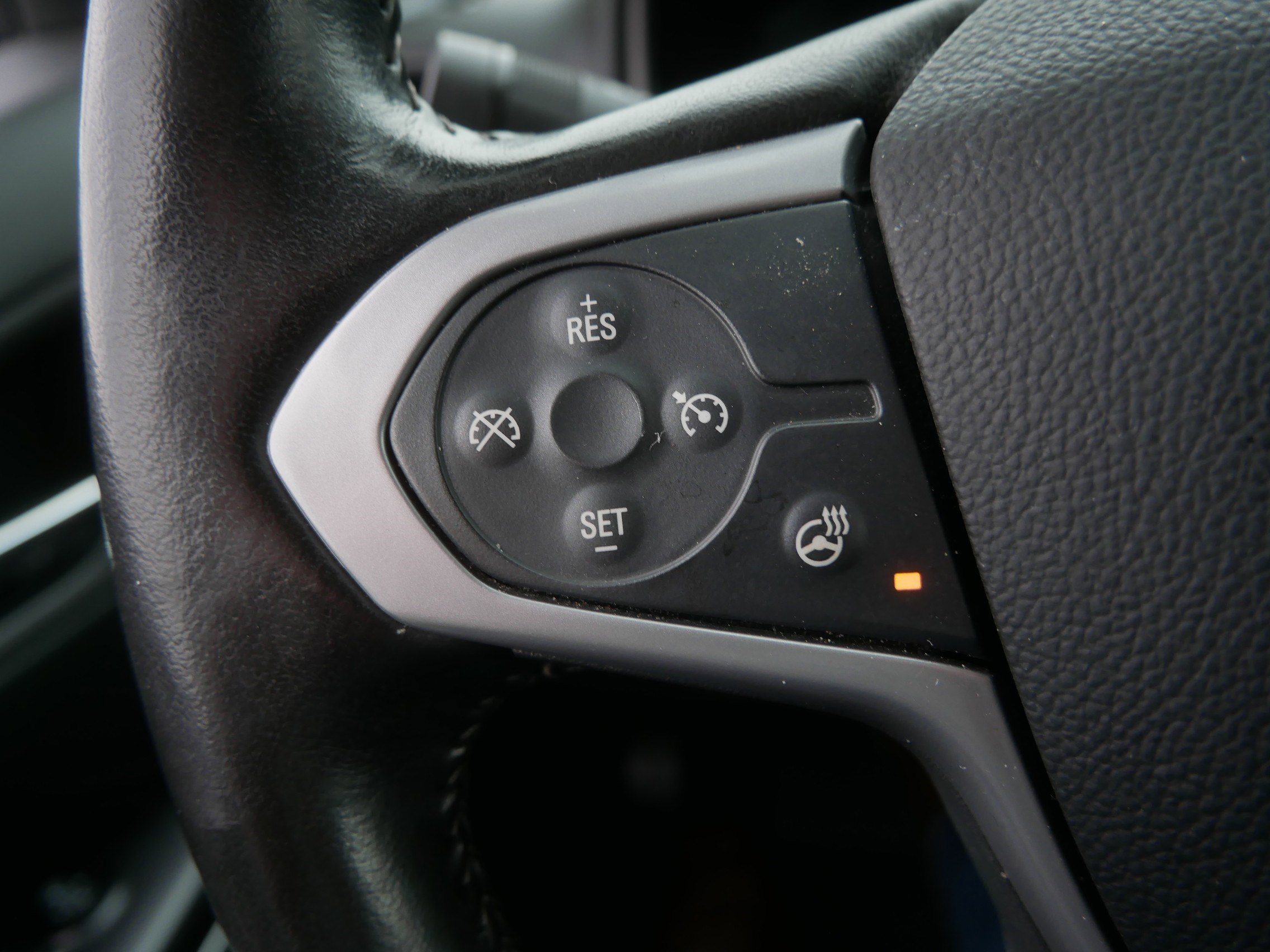 Used 2022 Chevrolet Colorado ZR2 image 25