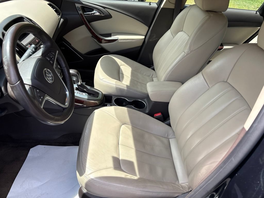 Used 2013 Buick Verano Leather FWD image 8