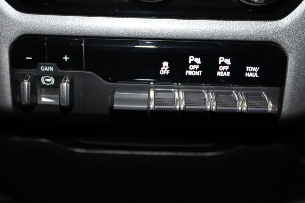 Used 2025 RAM 1500 Lone Star AWD/4WD image 38