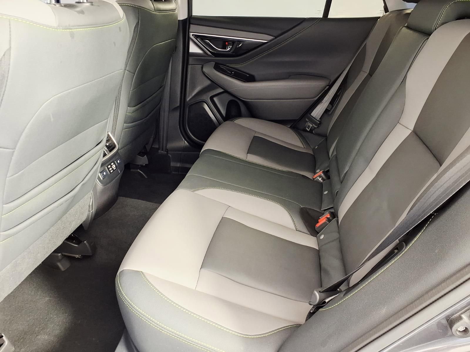 Certified 2023 Subaru Outback Onyx Edition XT w/ Popular Package #2 image 9