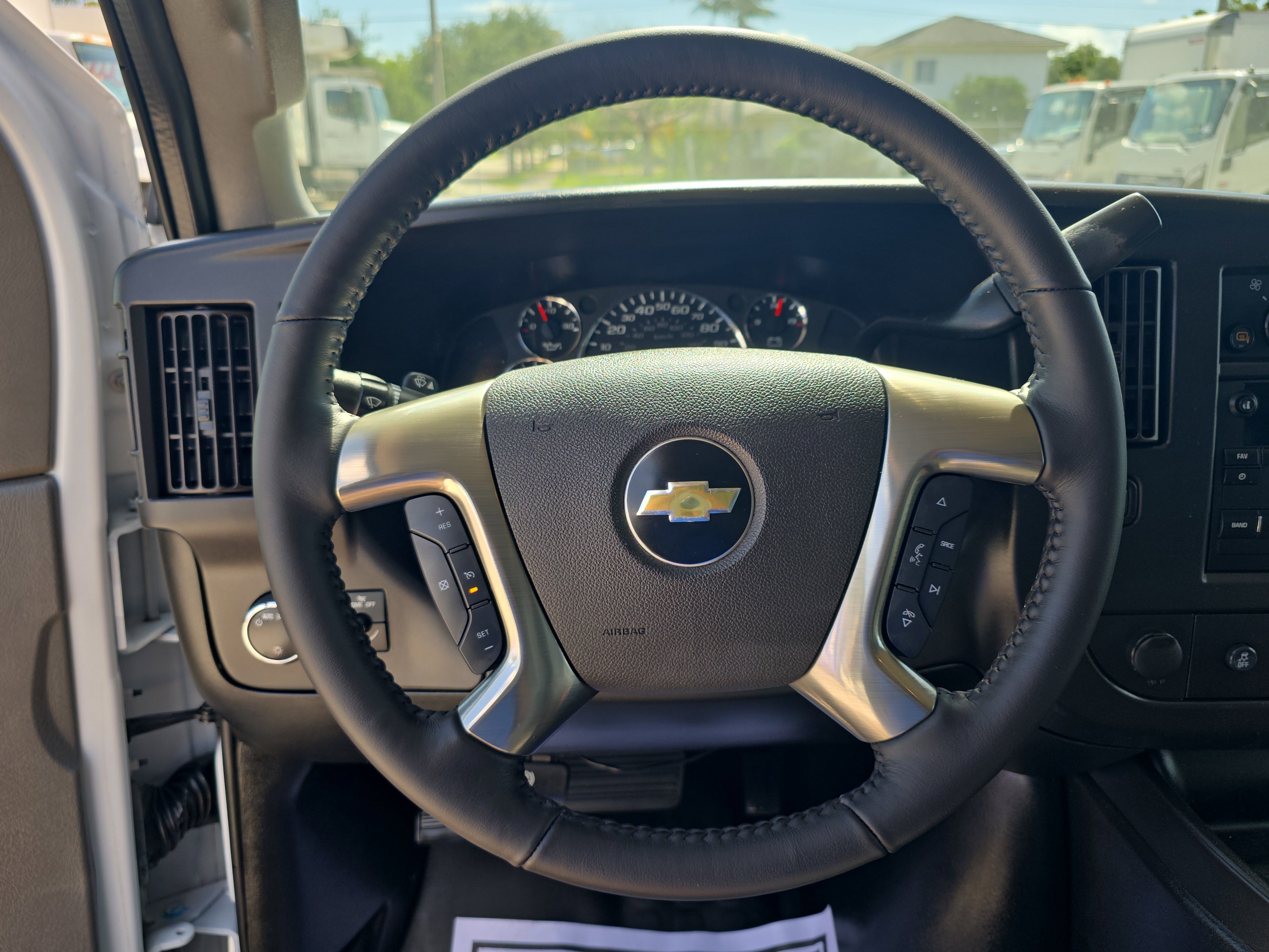Used 2020 Chevrolet Express 2500 w/ Communications Package RWD image 24