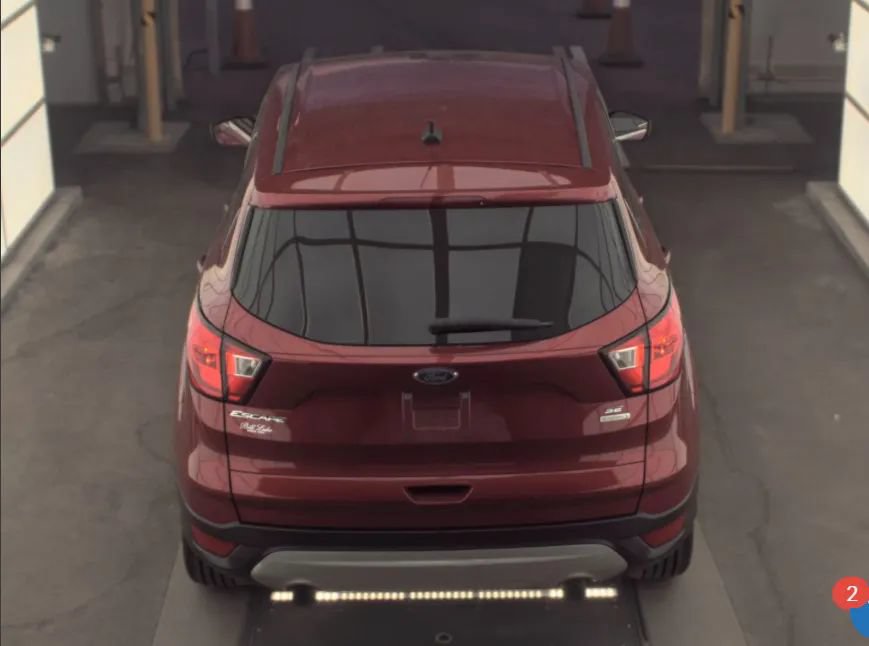 Used 2019 Ford Escape SE FWD image 4