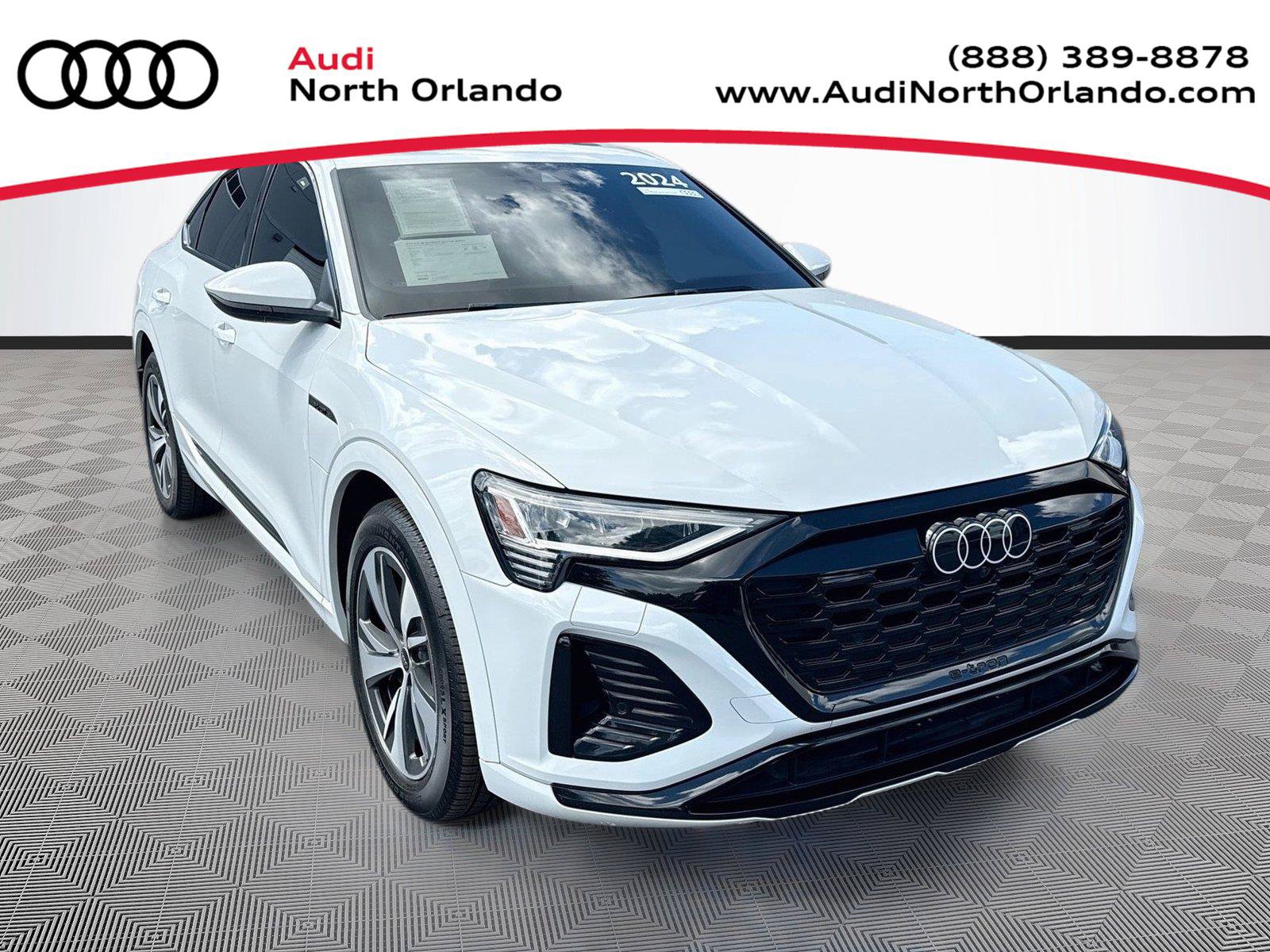 Certified 2024 Audi Q8 e-tron Premium AWD/4WD image 1