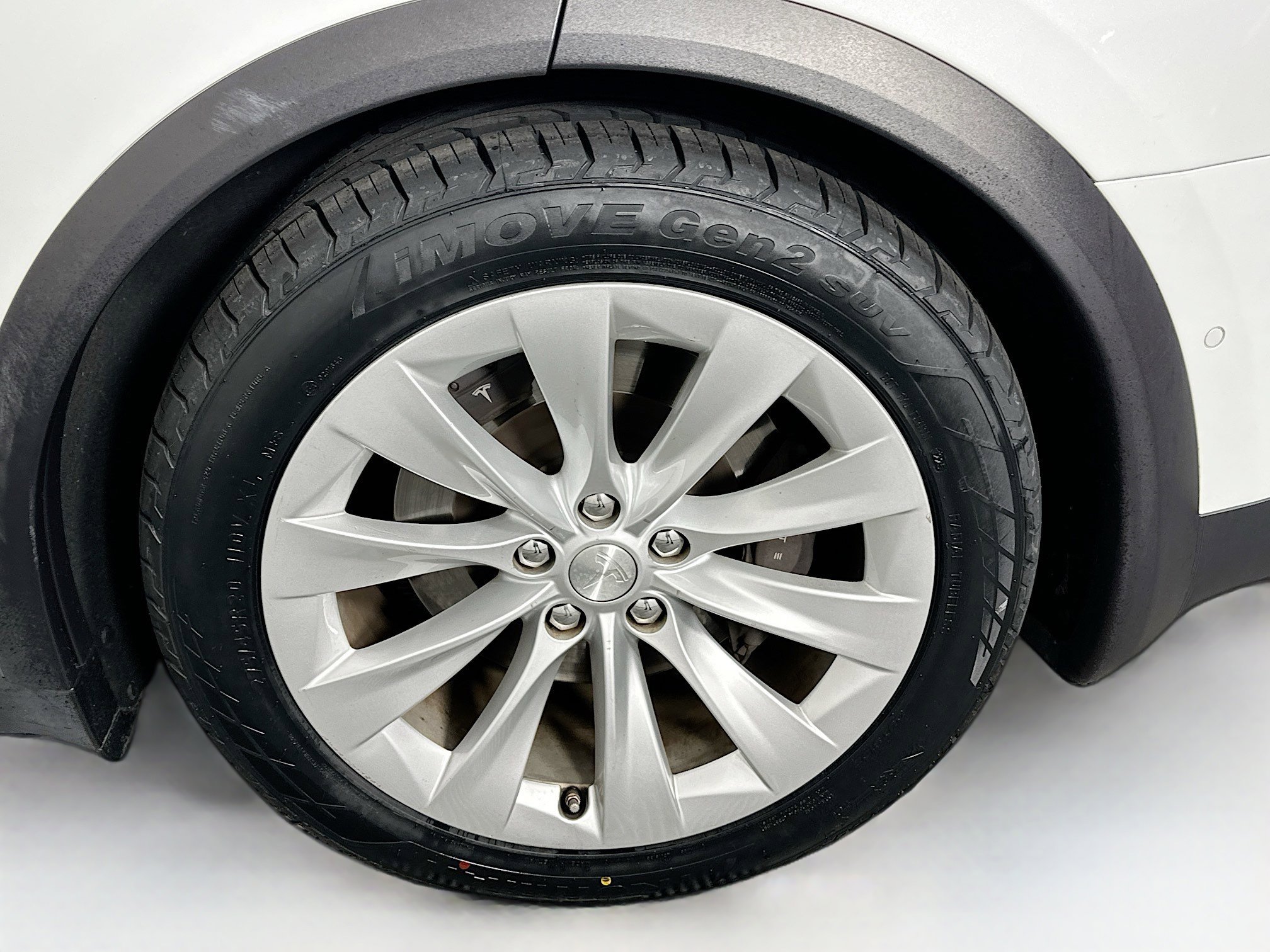 Used 2016 Tesla Model X 90D image 11