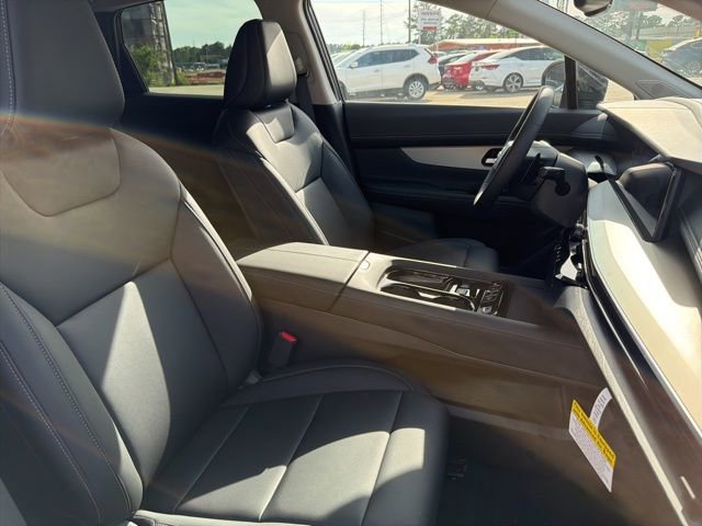 Certified 2025 Nissan Murano SL w/ Cargo Package AWD/4WD image 16