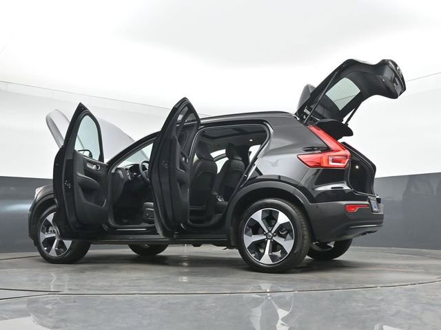 Used 2025 Volvo XC40 B5 Plus AWD/4WD image 56