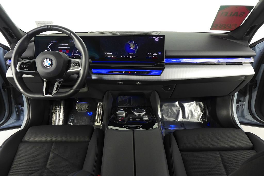 Used 2024 BMW 540i xDrive w/ Premium Package AWD/4WD image 25