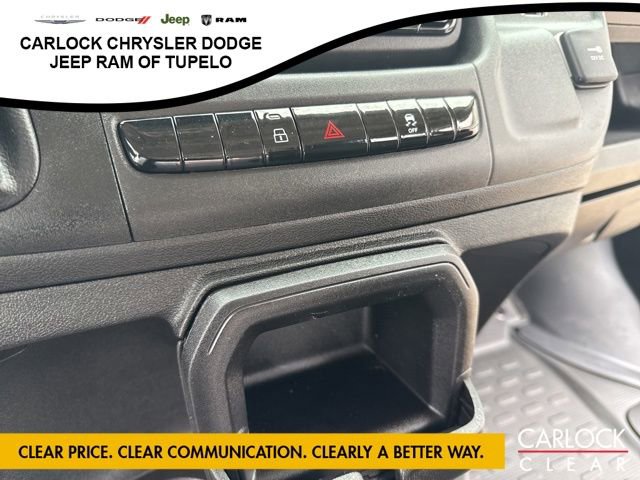 Used 2025 RAM ProMaster 2500 w/ Convenience Group image 25