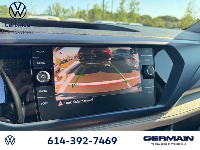 Certified 2024 Volkswagen Taos SE image 29