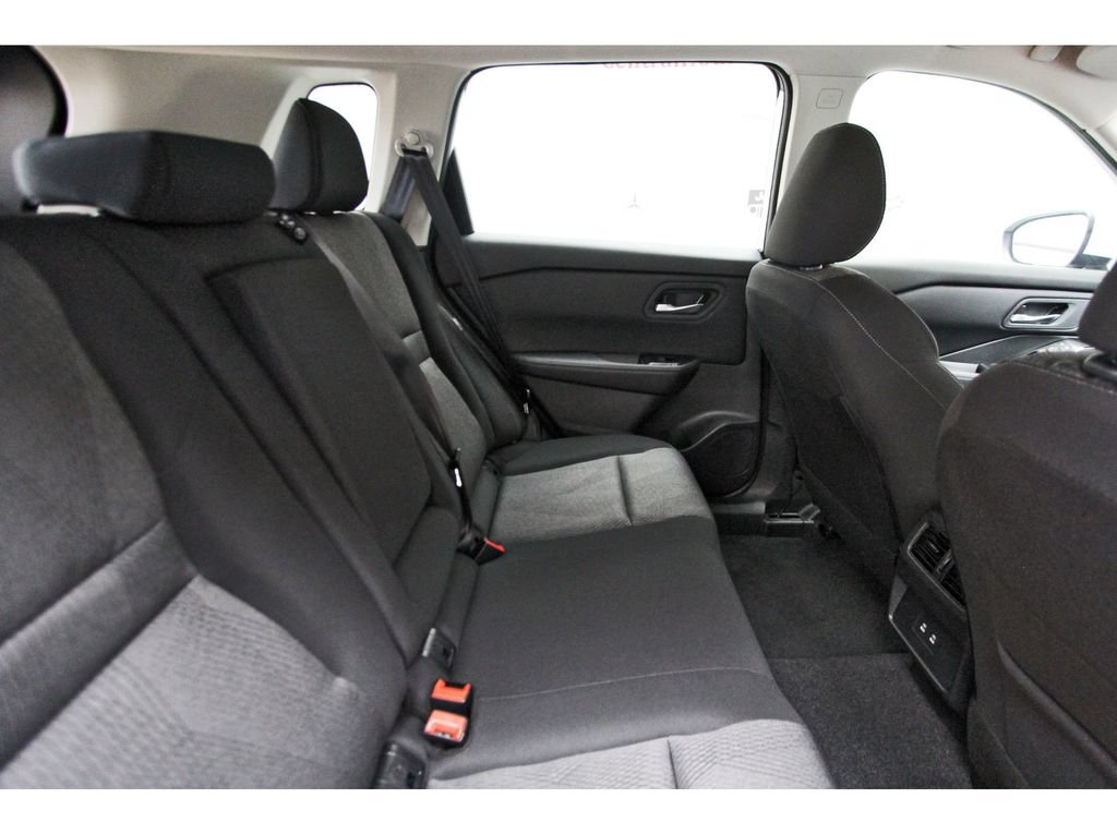 New 2026 Nissan Rogue SV w/ Cold Weather Package FWD image 10