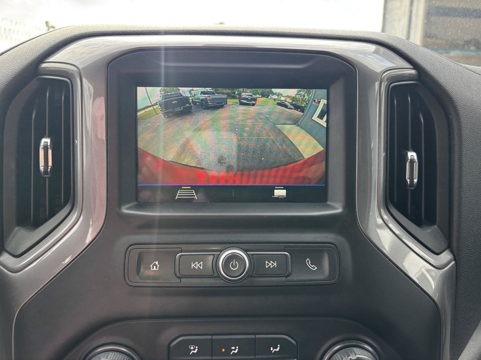 Used 2019 Chevrolet Silverado 1500 Custom w/ Custom Value Package AWD/4WD image 2