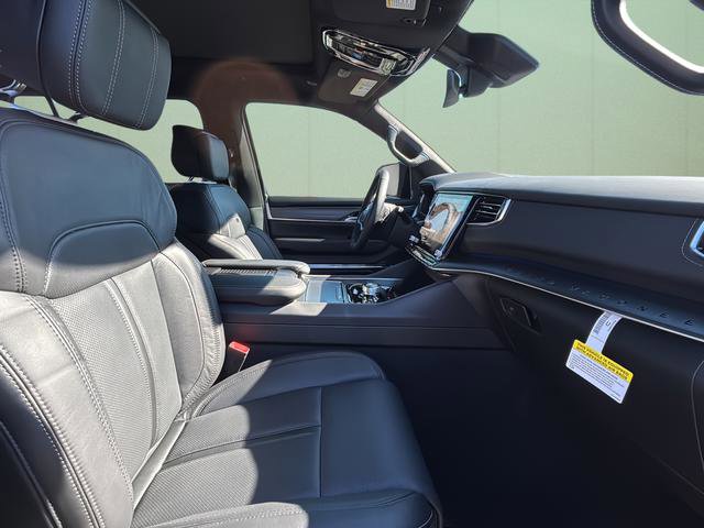 New 2026 Jeep Grand Wagoneer Summit image 41