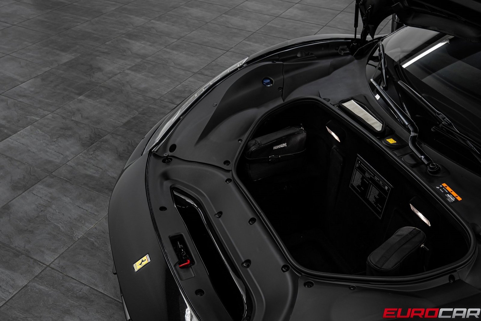 Used 2019 Ferrari 488 Pista Coupe image 10