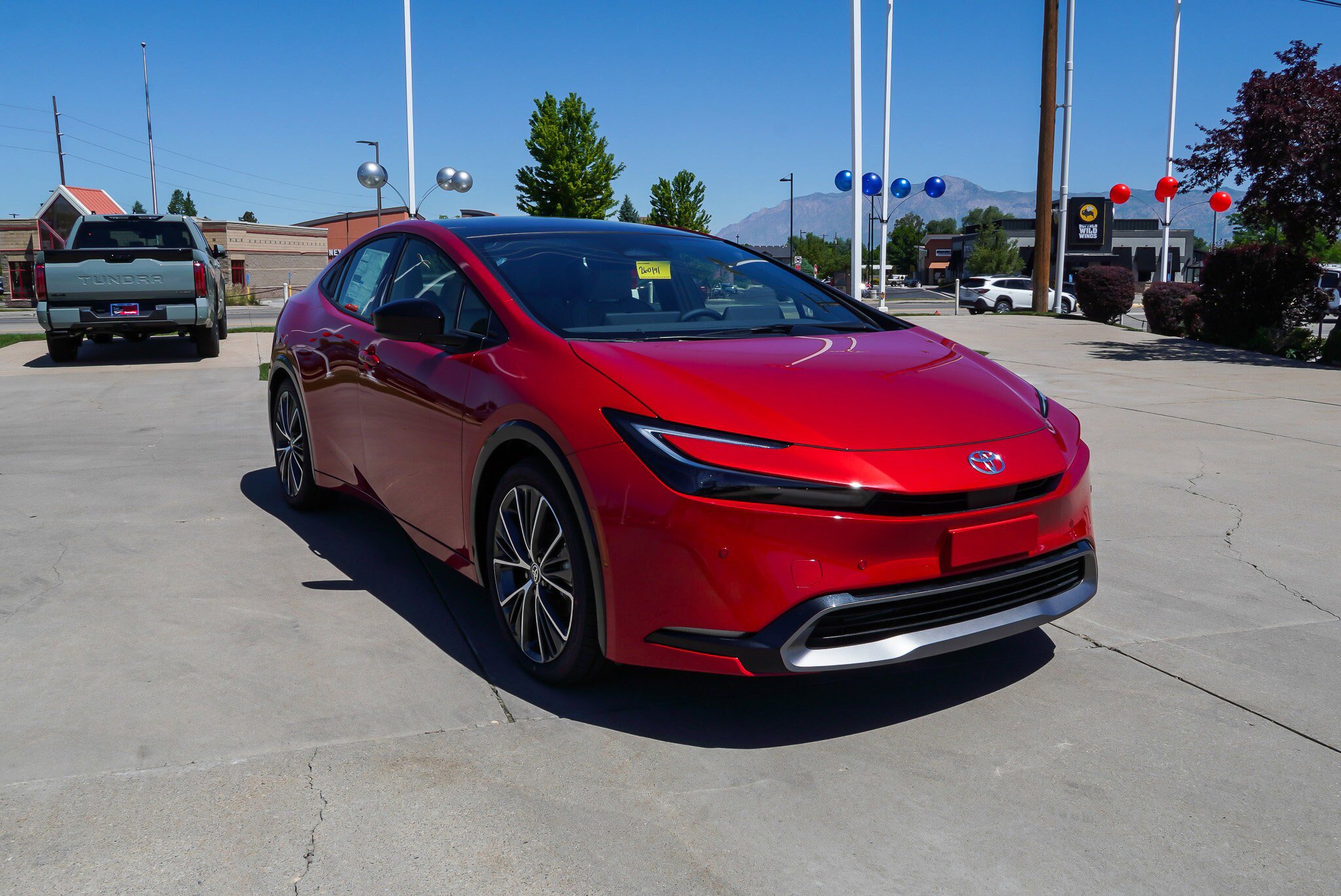 New 2026 Toyota Prius XLE FWD video 2
