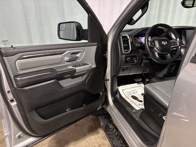Used 2023 RAM 1500 Big Horn AWD/4WD image 2