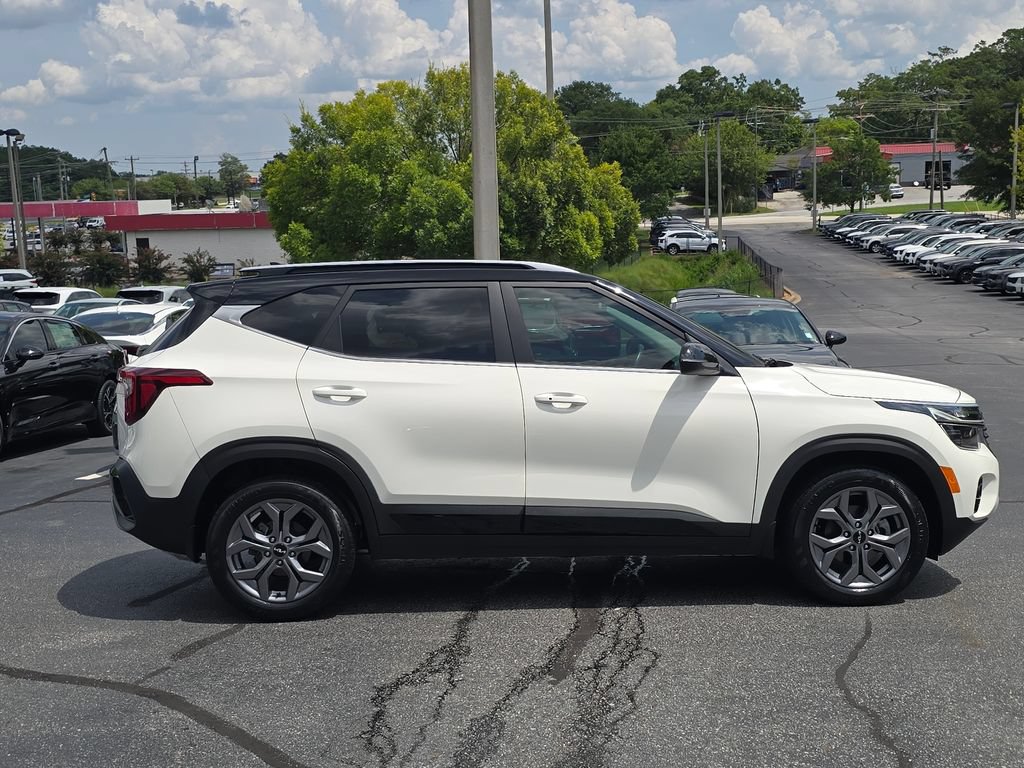 Used 2024 Kia Seltos S FWD image 2