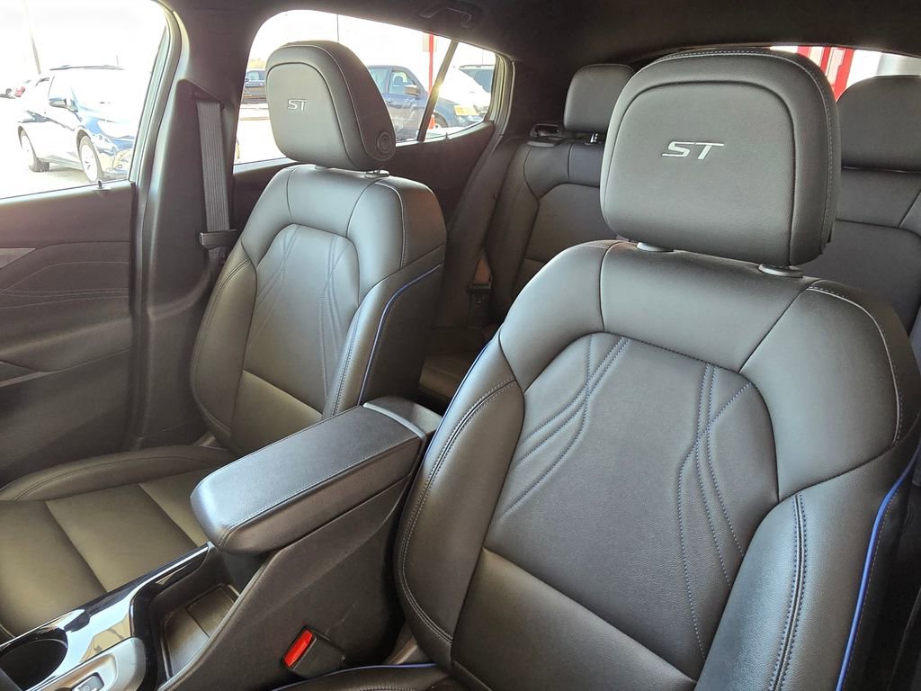 Used 2024 Buick Envista Sport Touring w/ Convenience I Package image 15