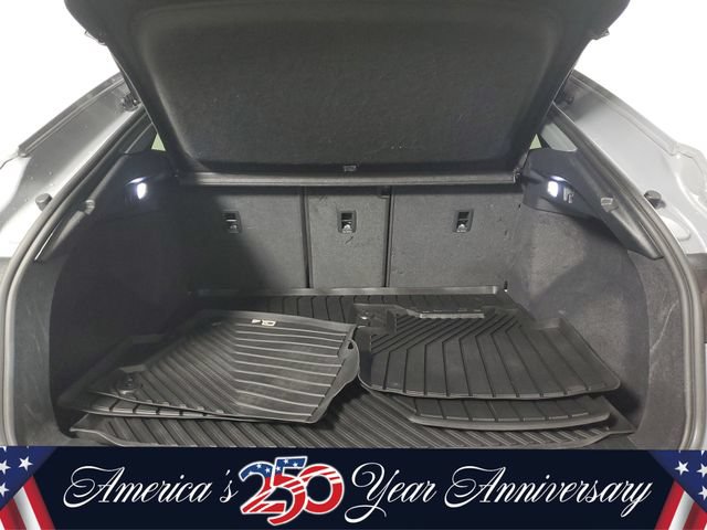 Used 2023 Audi Q4 e-tron Prestige AWD/4WD image 9