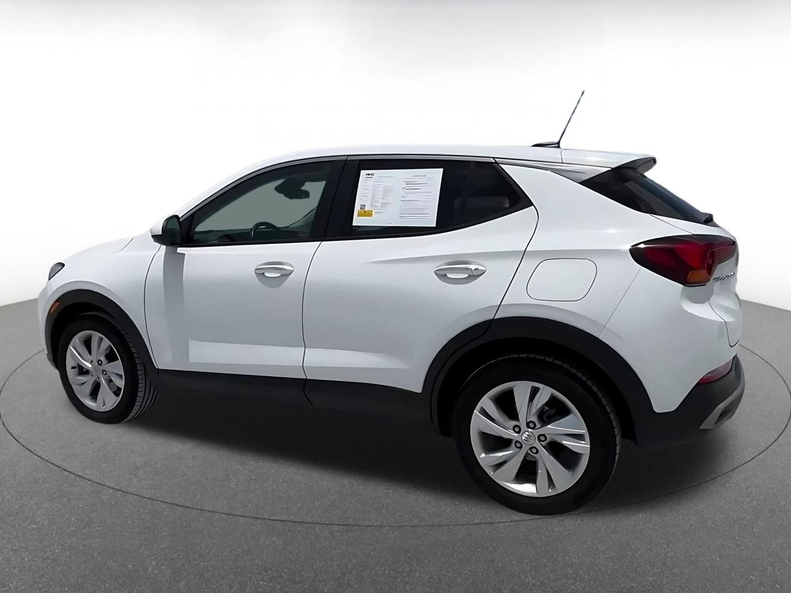 Used 2025 Buick Encore GX Preferred FWD image 11