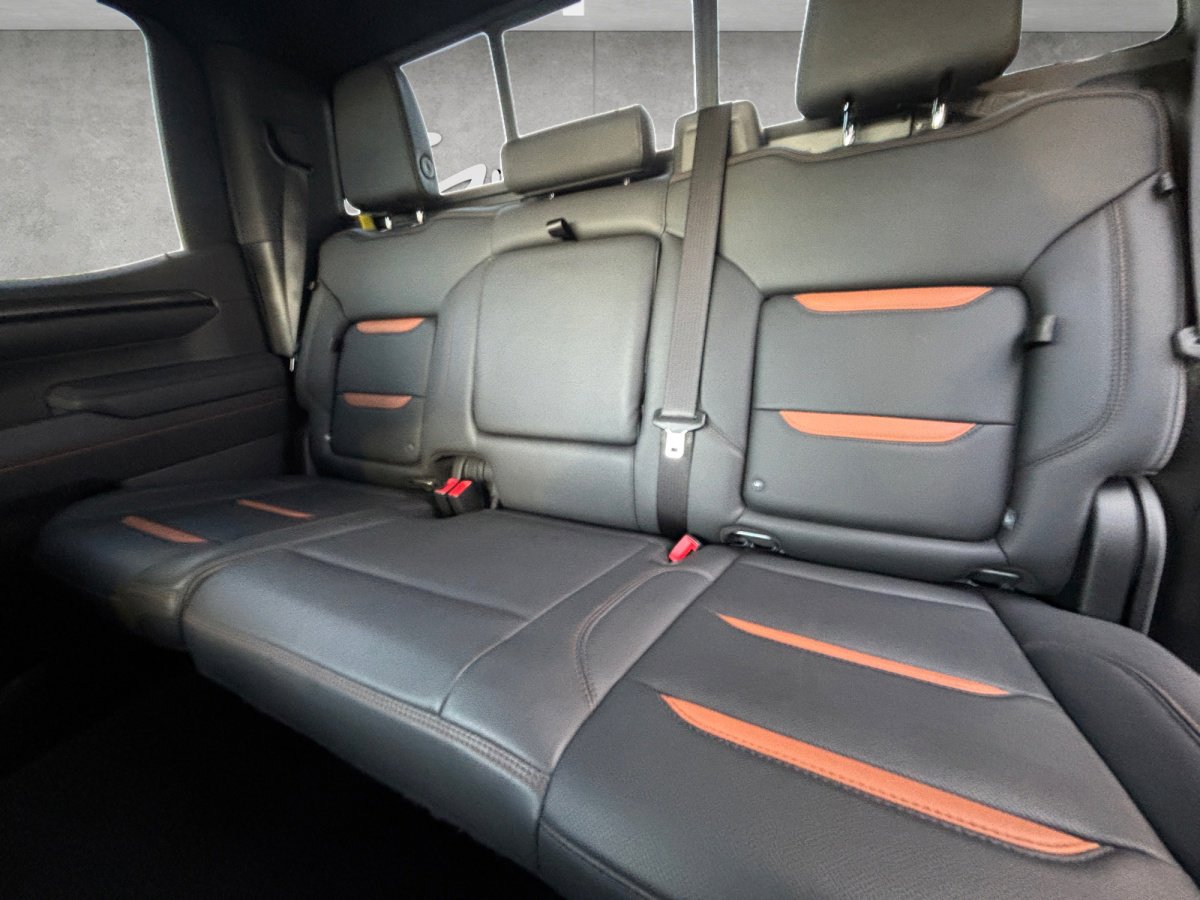 Used 2025 GMC Sierra 1500 AT4 w/ AT4 Premium Package image 27