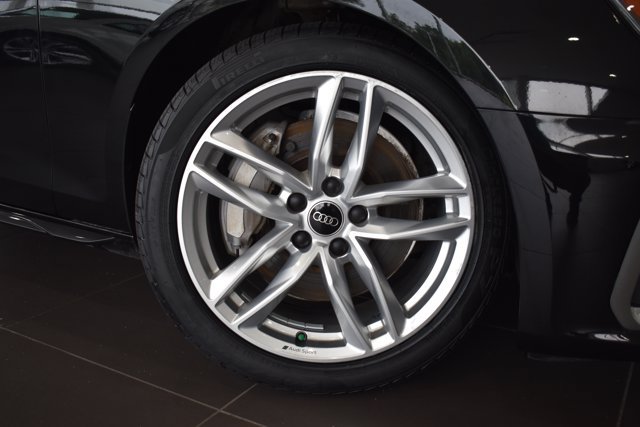 Used 2023 Audi A4 2.0T Premium Plus w/ Premium Plus Package AWD/4WD image 2