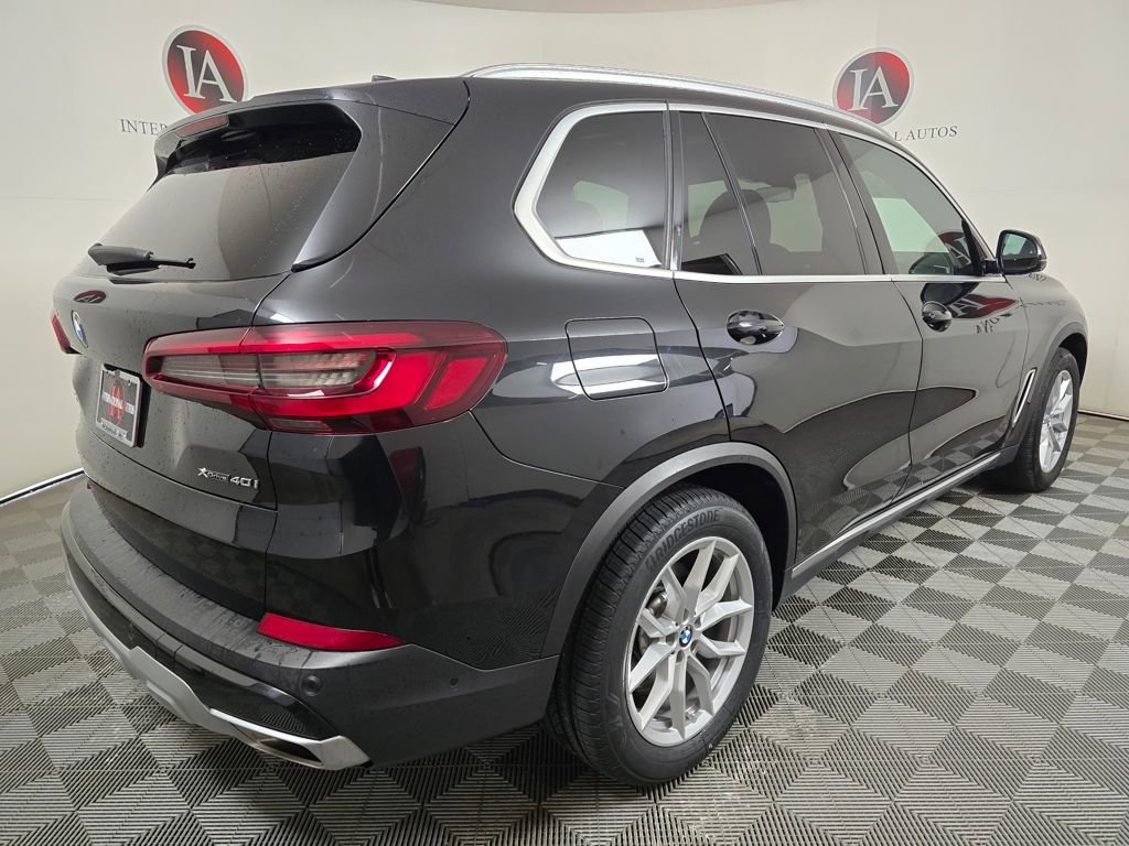 Used 2023 BMW X5 xDrive40i w/ Parking Assistance Package image 4