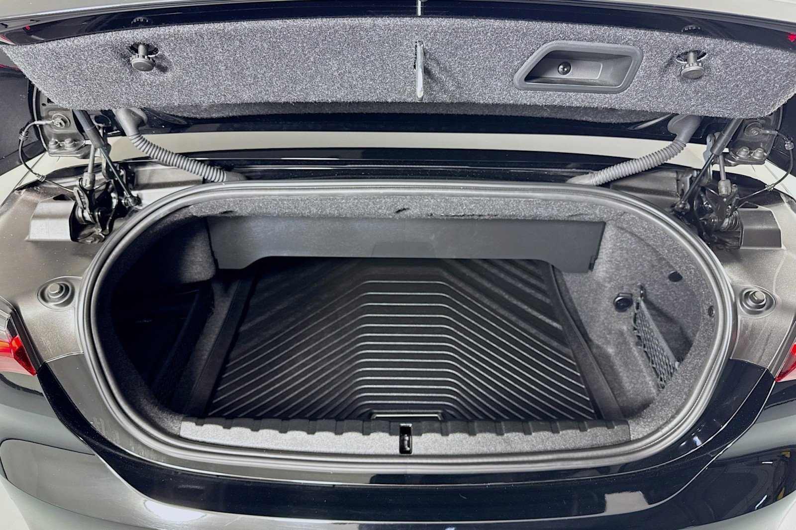 Used 2023 BMW 430i Convertible w/ Convenience Package image 24