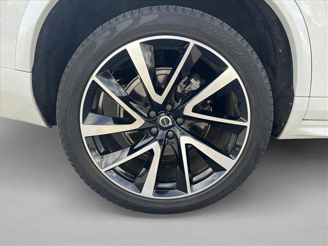 Used 2021 Volvo XC90 T6 Momentum image 24