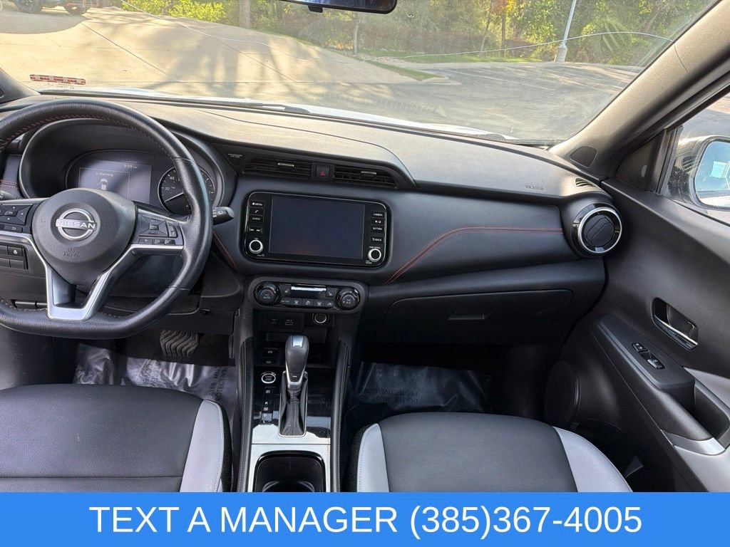 Used 2023 Nissan Kicks SR w/ SR Premium Package FWD image 17