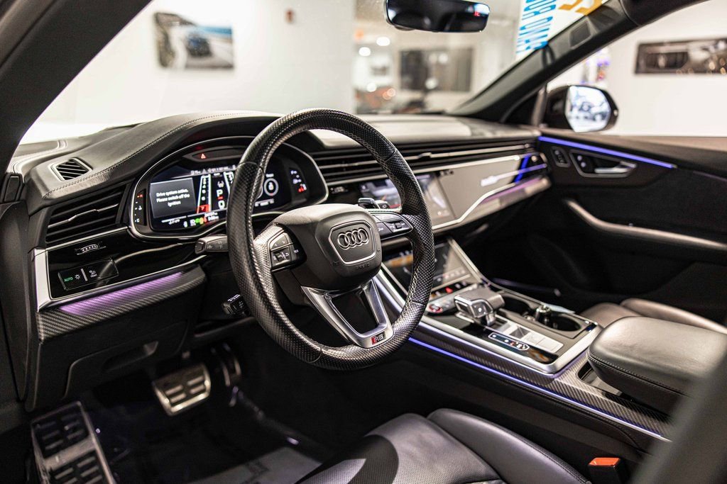 Used 2022 Audi RS Q8 w/ Carbon Optic Package AWD/4WD image 22