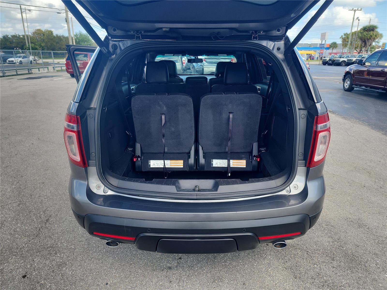 Used 2014 Ford Explorer Limited image 21