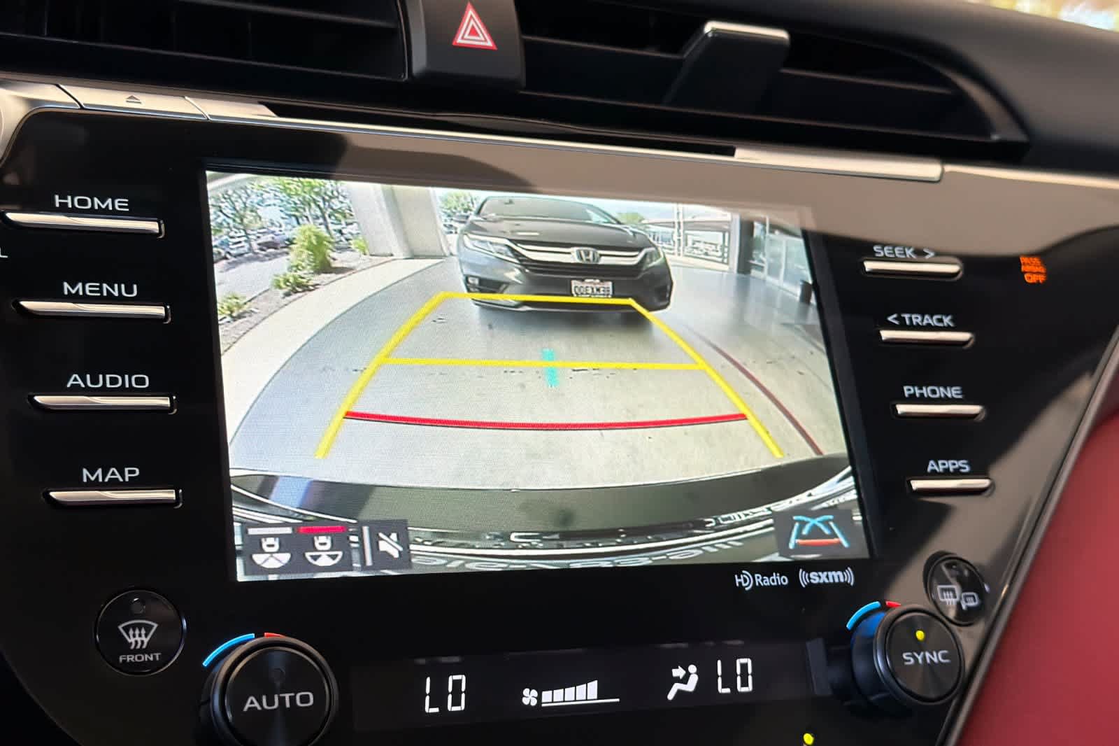 Used 2020 Toyota Camry XSE FWD image 19