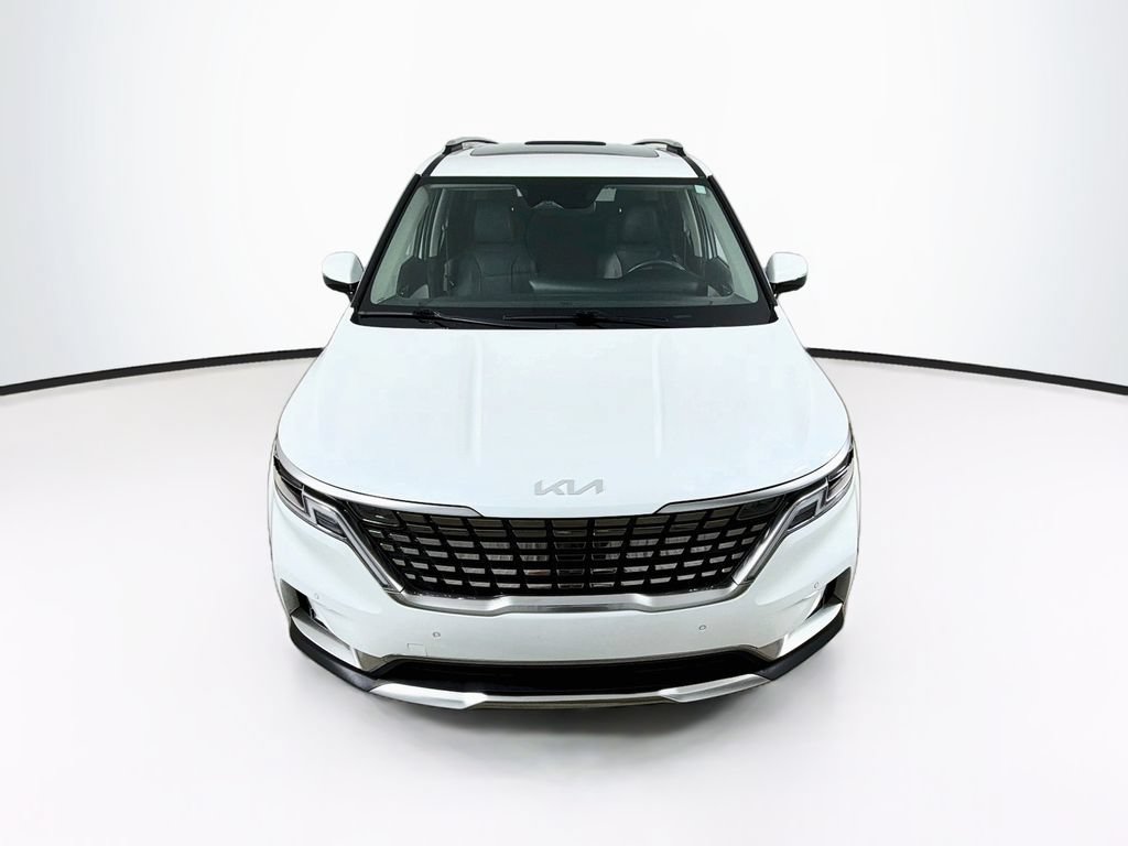 Used 2024 Kia Carnival SX Prestige FWD image 2
