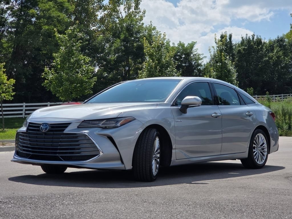Used 2020 Toyota Avalon Limited w/ Advanced Safety Package FWD image 26