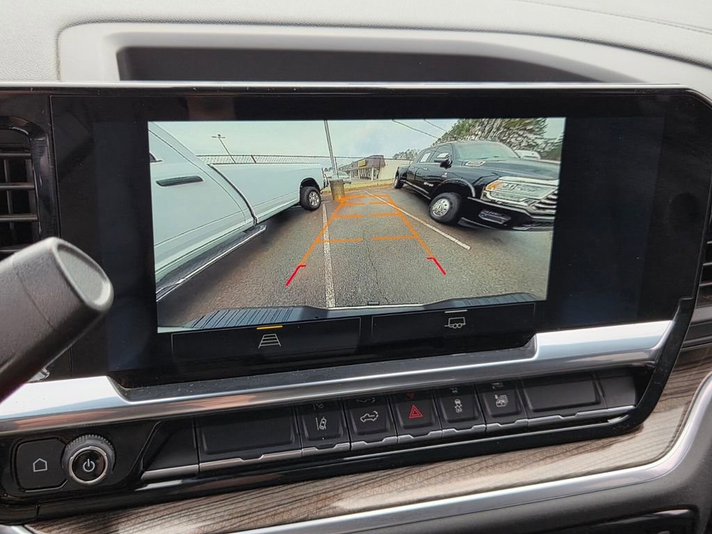 Used 2025 Chevrolet Silverado 2500 LT w/ Convenience Package image 18