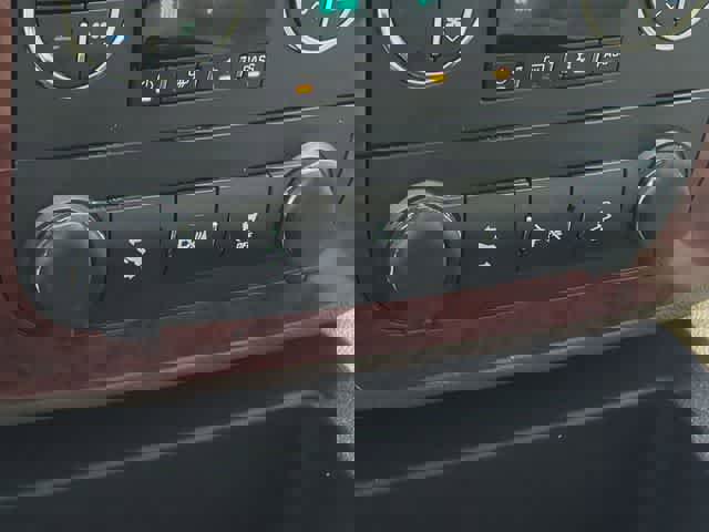 Used 2013 Chevrolet Tahoe LT w/ Luxury Package image 28