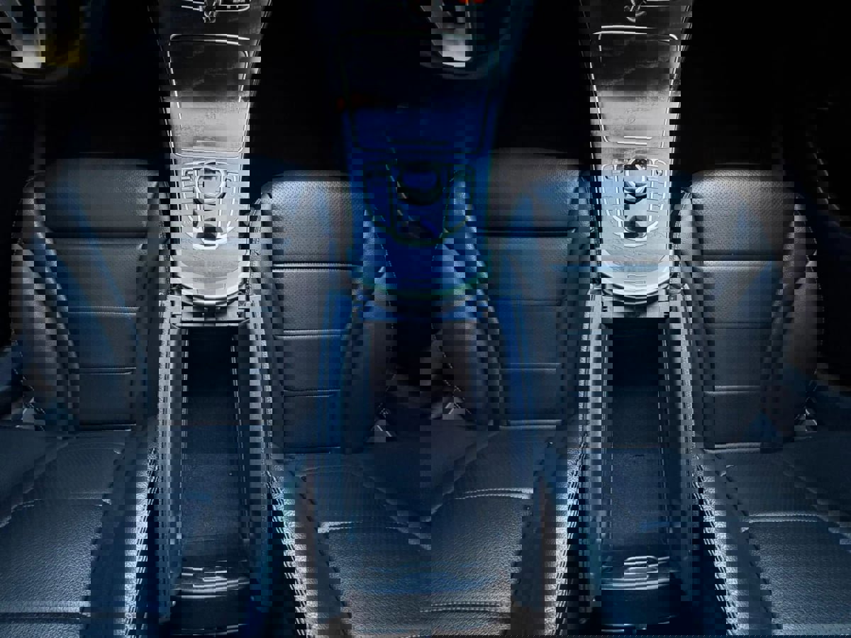 Used 2018 Mercedes-Benz C 300 Sedan w/ Premium Package image 45