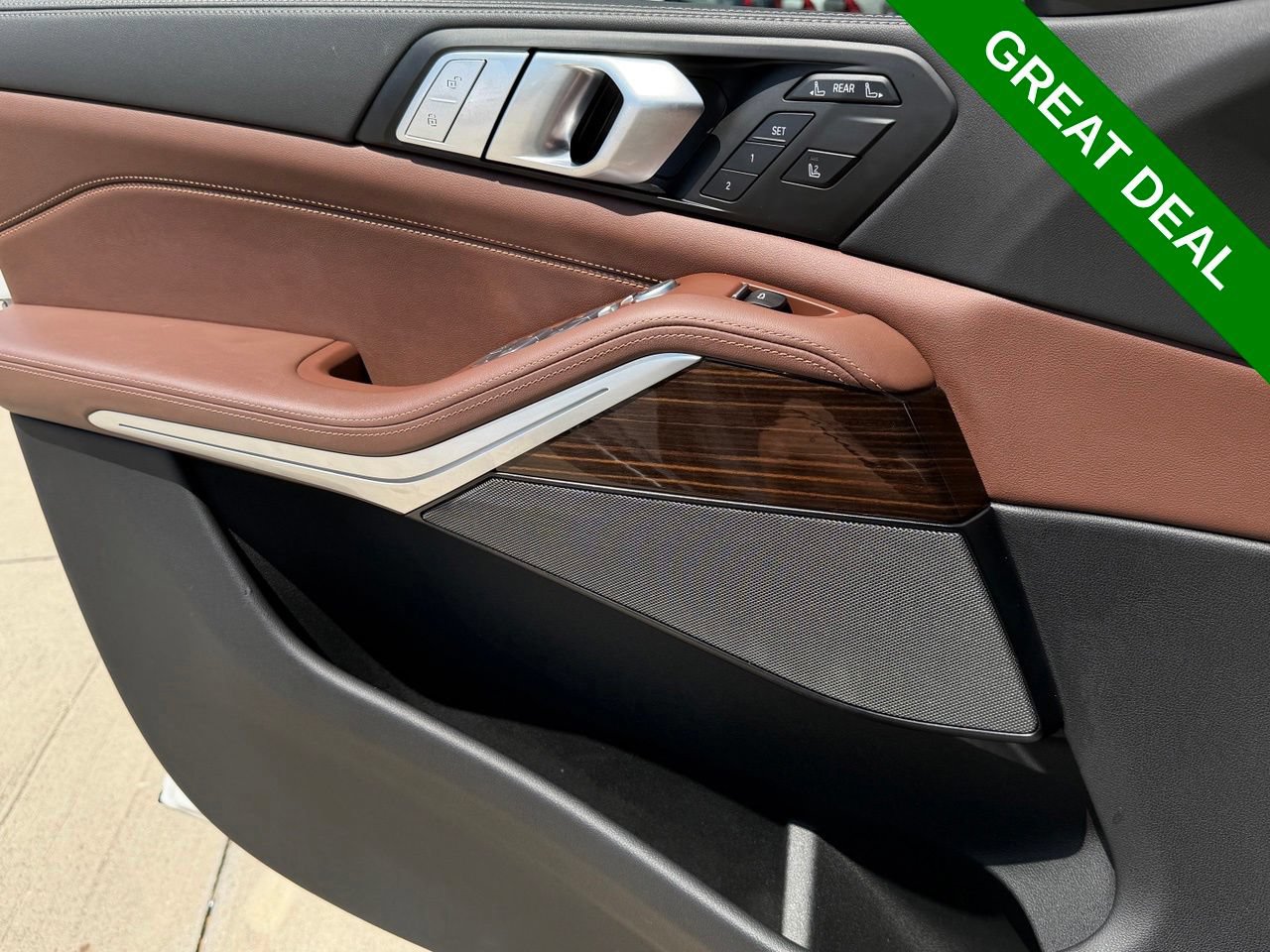 Used 2026 BMW X7 xDrive40i AWD/4WD image 27