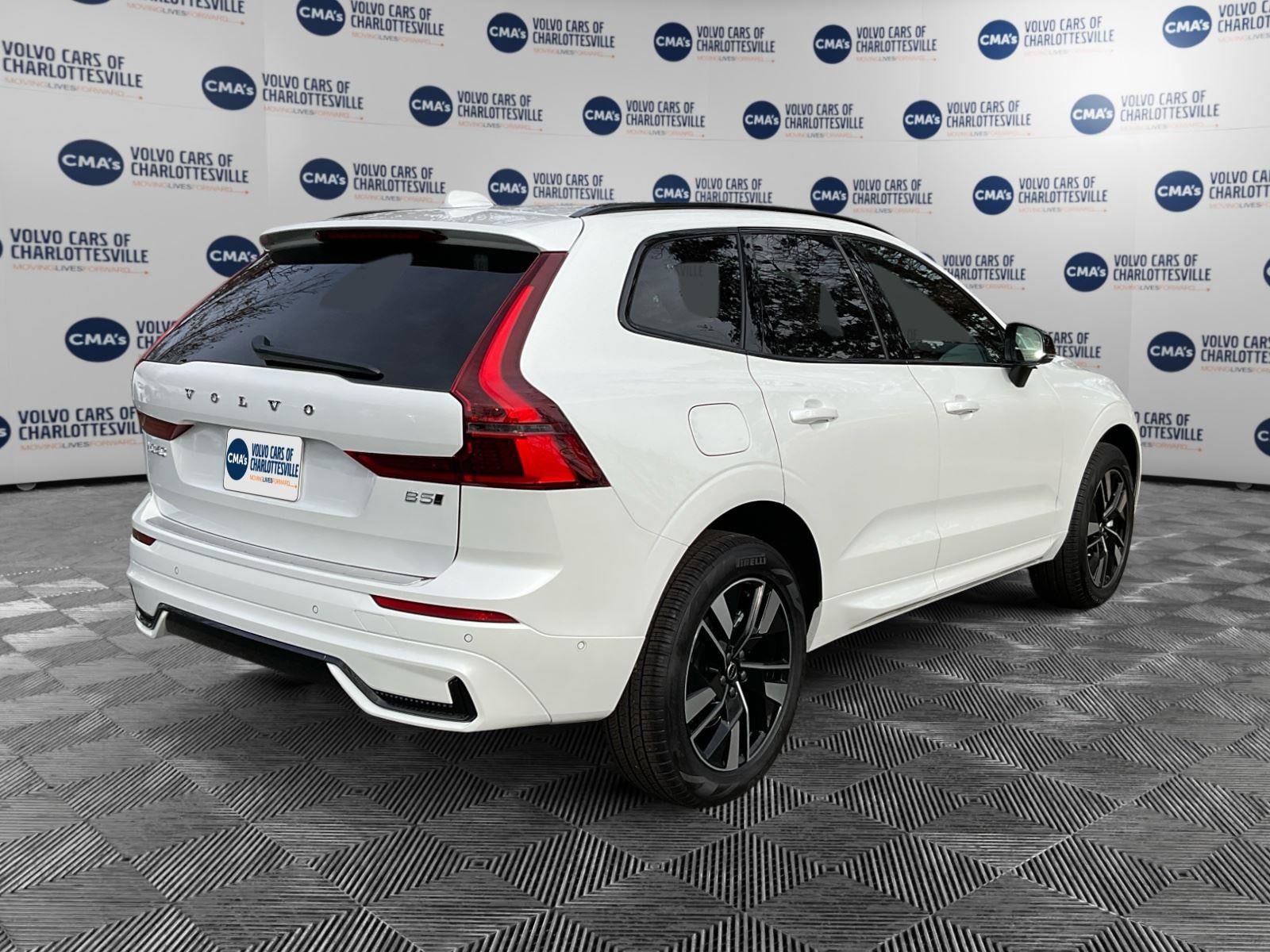 New 2026 Volvo XC60 B5 Plus w/ Protection Package Premier AWD/4WD image 5