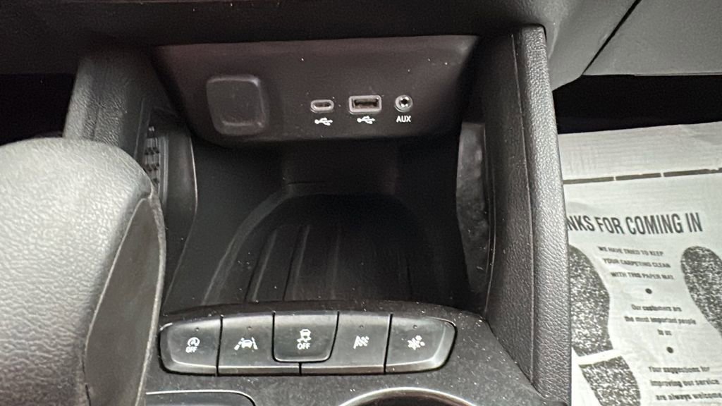 Used 2023 Chevrolet TrailBlazer LT w/ Convenience Package FWD image 20