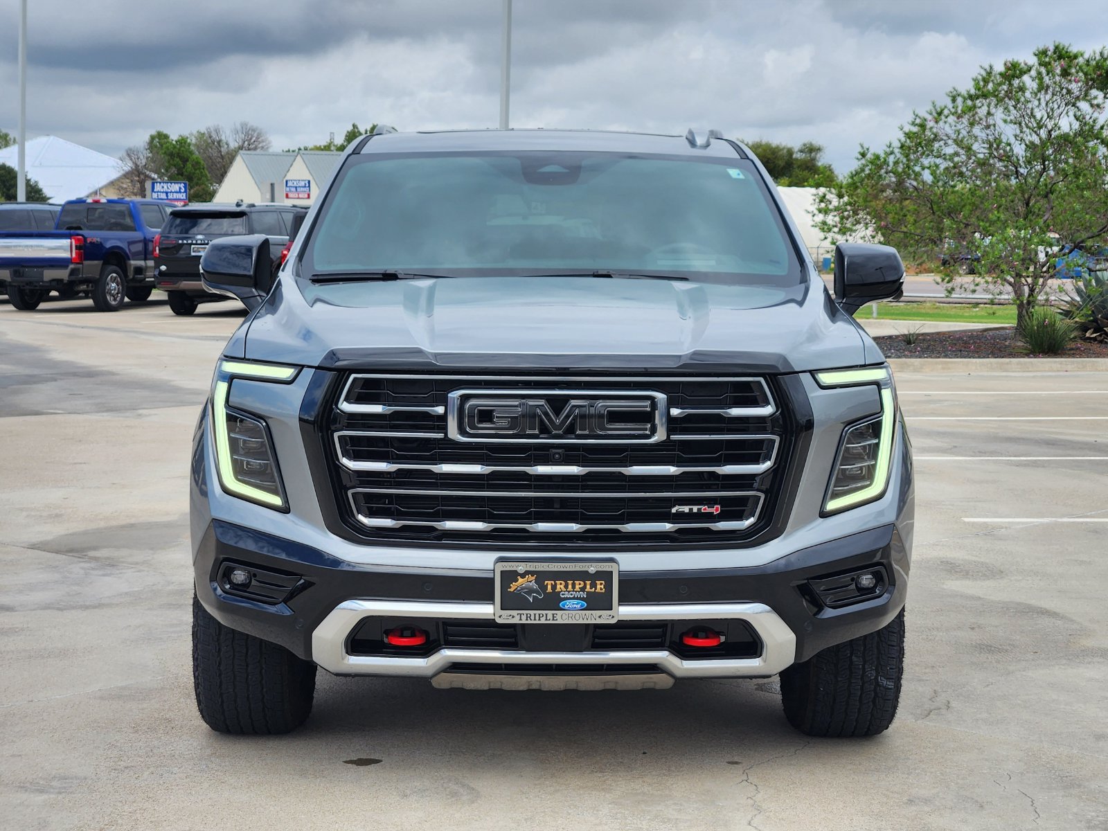 Used 2026 GMC Yukon XL AT4 w/ AT4 Premium Plus Package AWD/4WD image 6