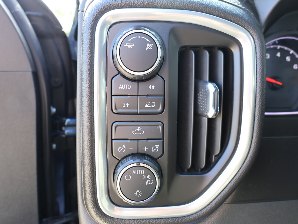 Used 2019 Chevrolet Silverado 1500 LT w/ All-Star Edition AWD/4WD image 13