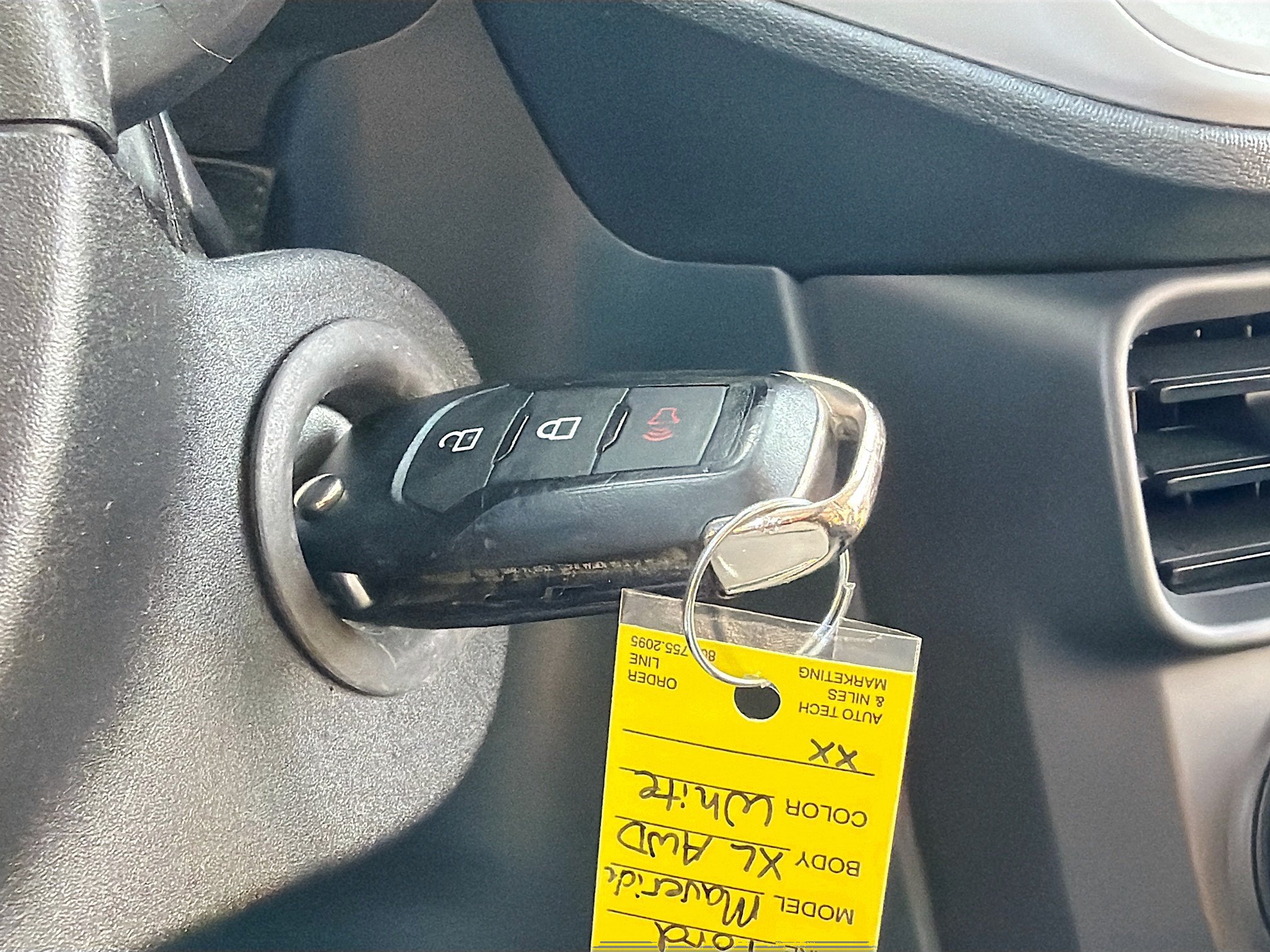 Used 2022 Ford Maverick XL w/ Equipment Group 100A Standard AWD/4WD image 9