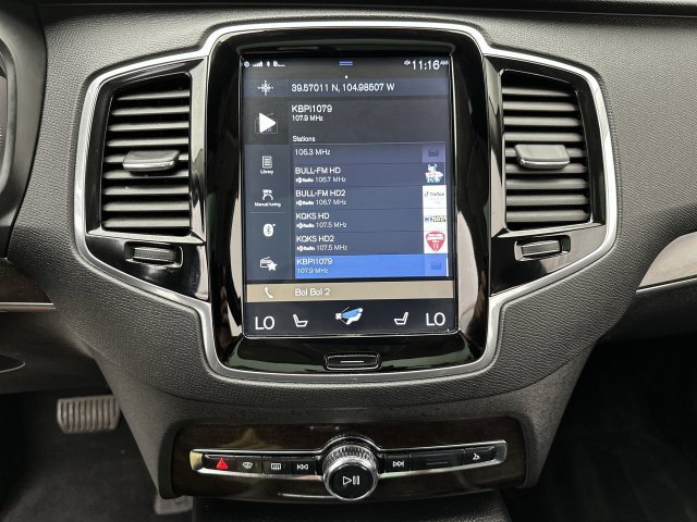 Used 2018 Volvo XC90 T6 Momentum w/ Momentum Plus Package AWD/4WD image 16