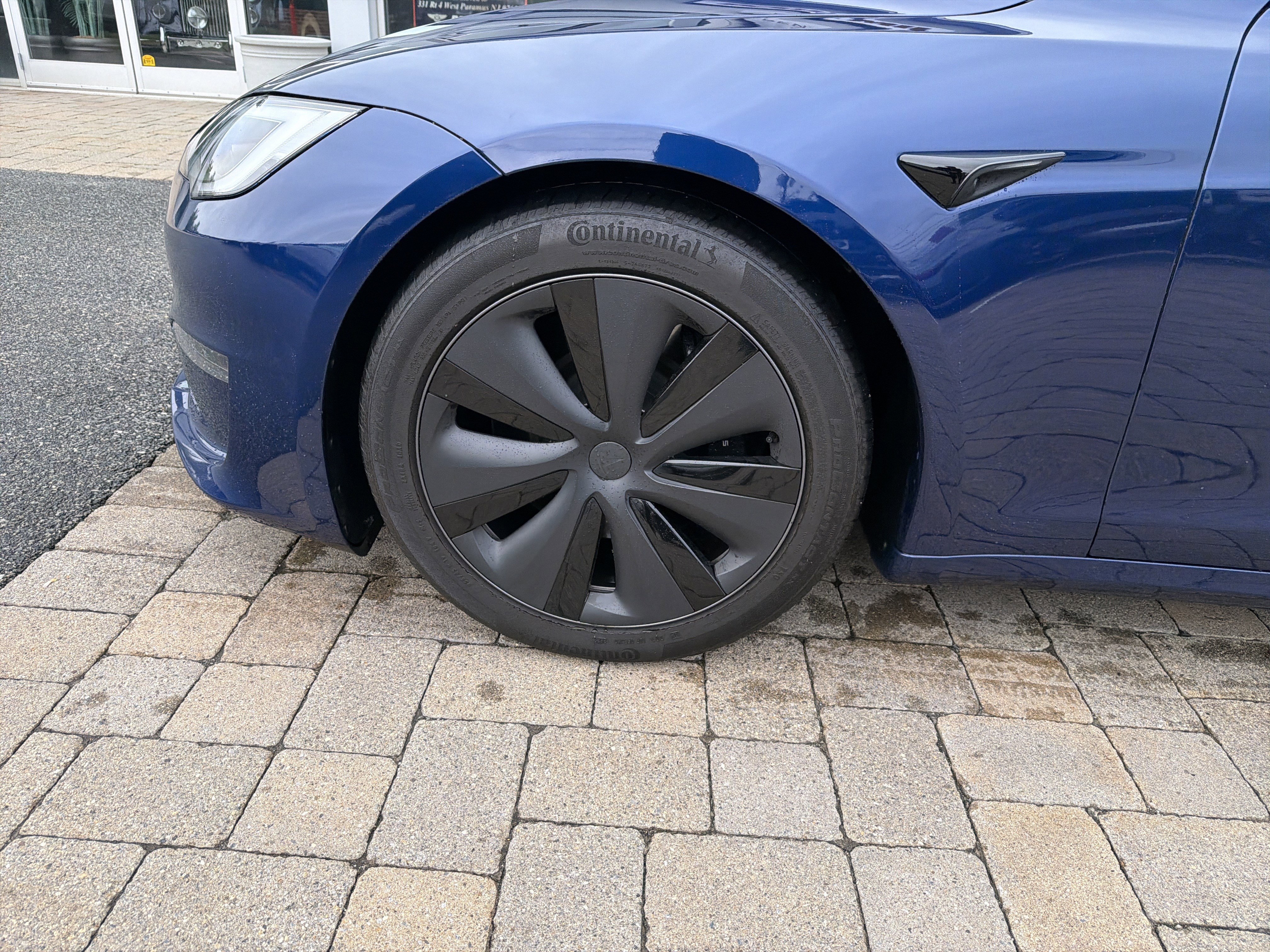 Used 2024 Tesla Model S AWD/4WD image 6