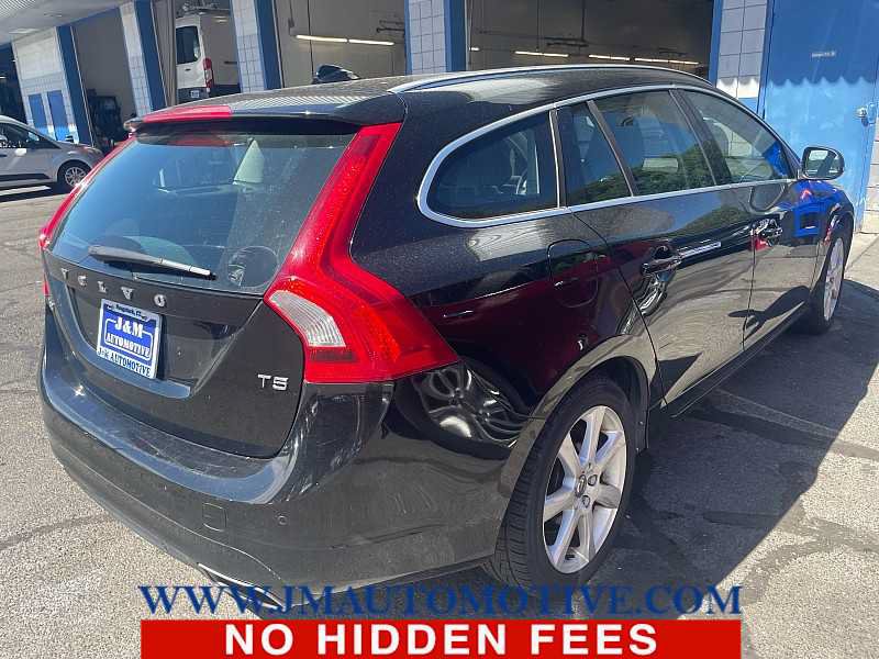 Used 2016 Volvo V60 T5 Premier FWD image 3