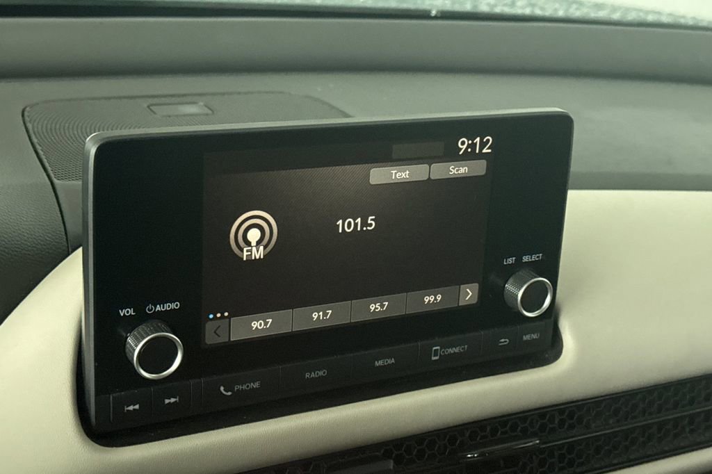 Certified 2023 Honda HR-V LX image 18