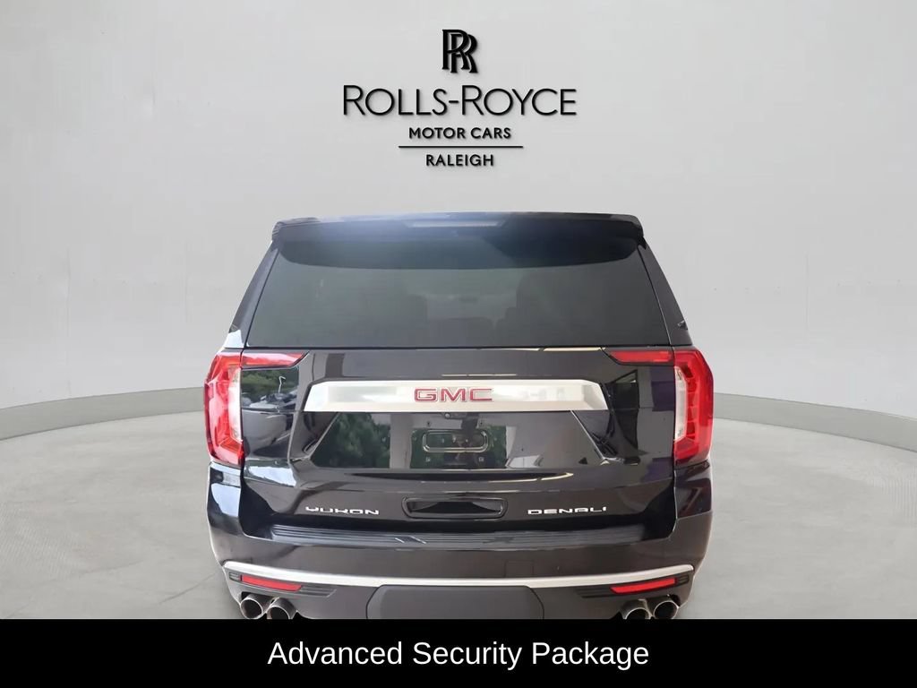 Used 2023 GMC Yukon XL Denali w/ Advanced Technology Package AWD/4WD image 5